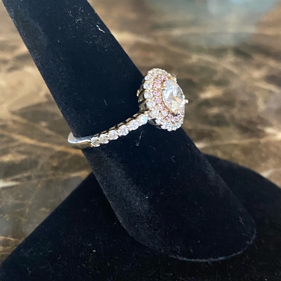 CZ Sterling silver ring - Picture 10 of 11